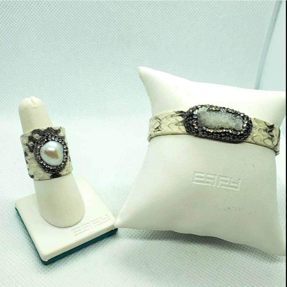 Unique White & Gray Bracelet & Ring Set